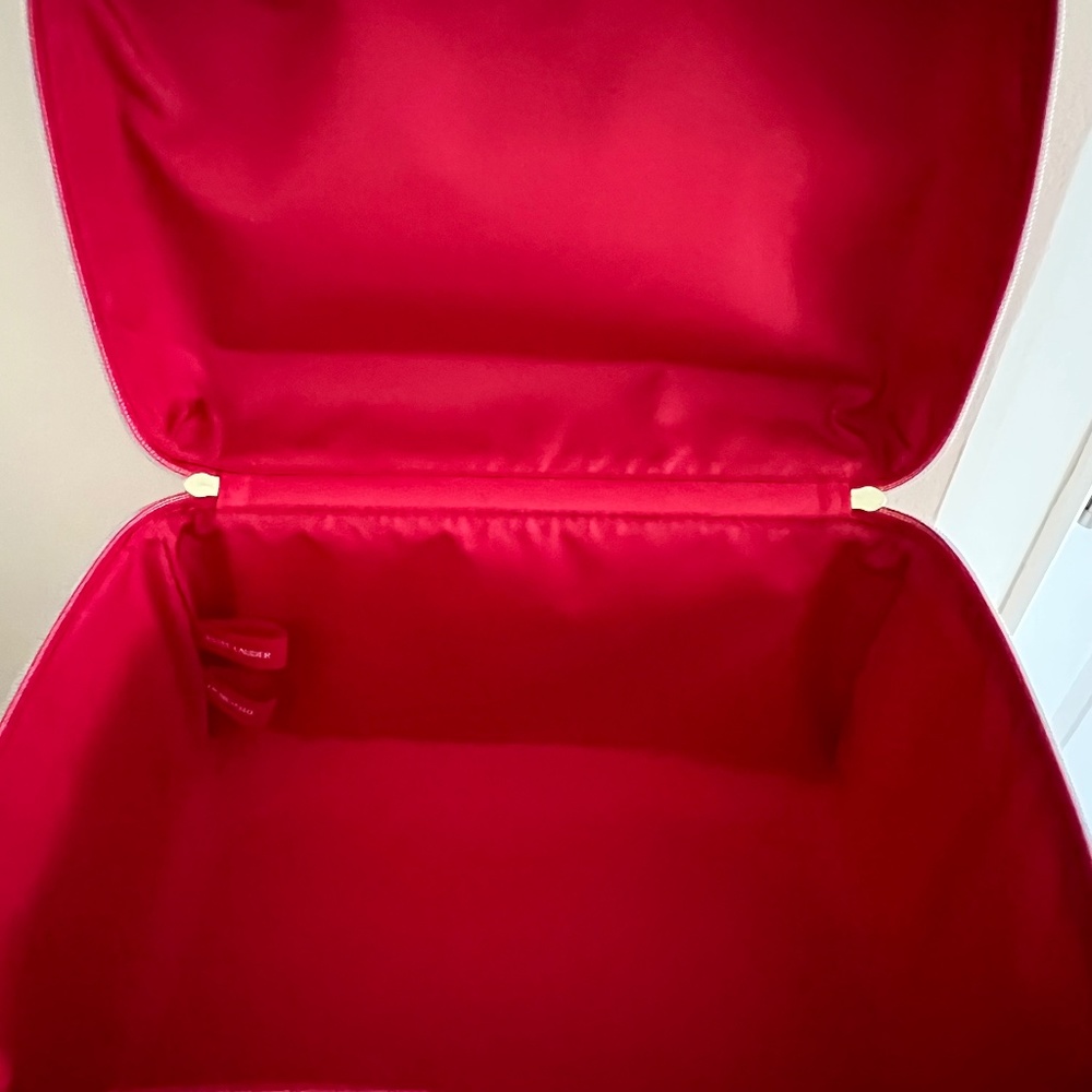 🎀Red Cosmetic / Storage / Gift Case🎀 - Picture 8 of 9